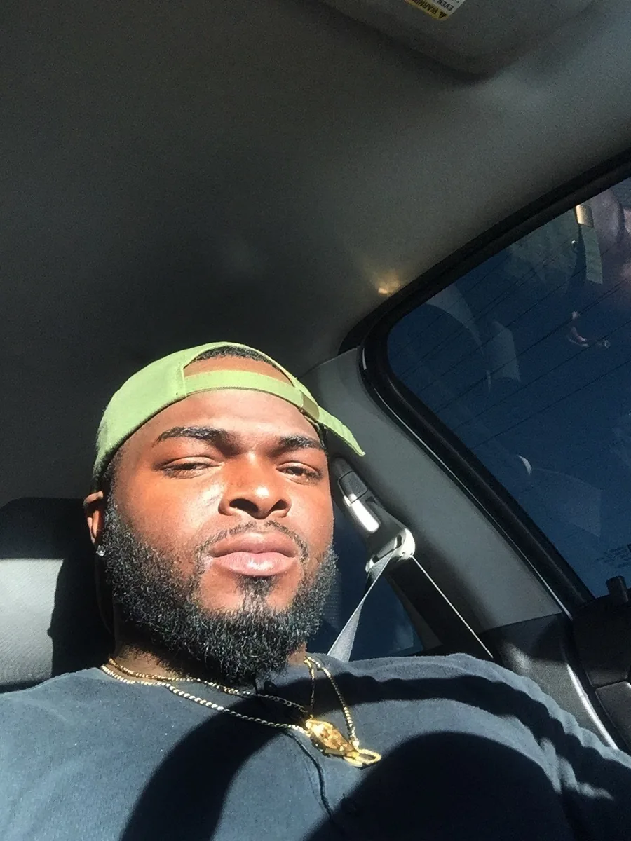Cheikh, 30 ans, gay black