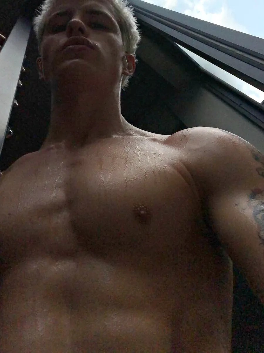 Quentin, 20 ans, gay français