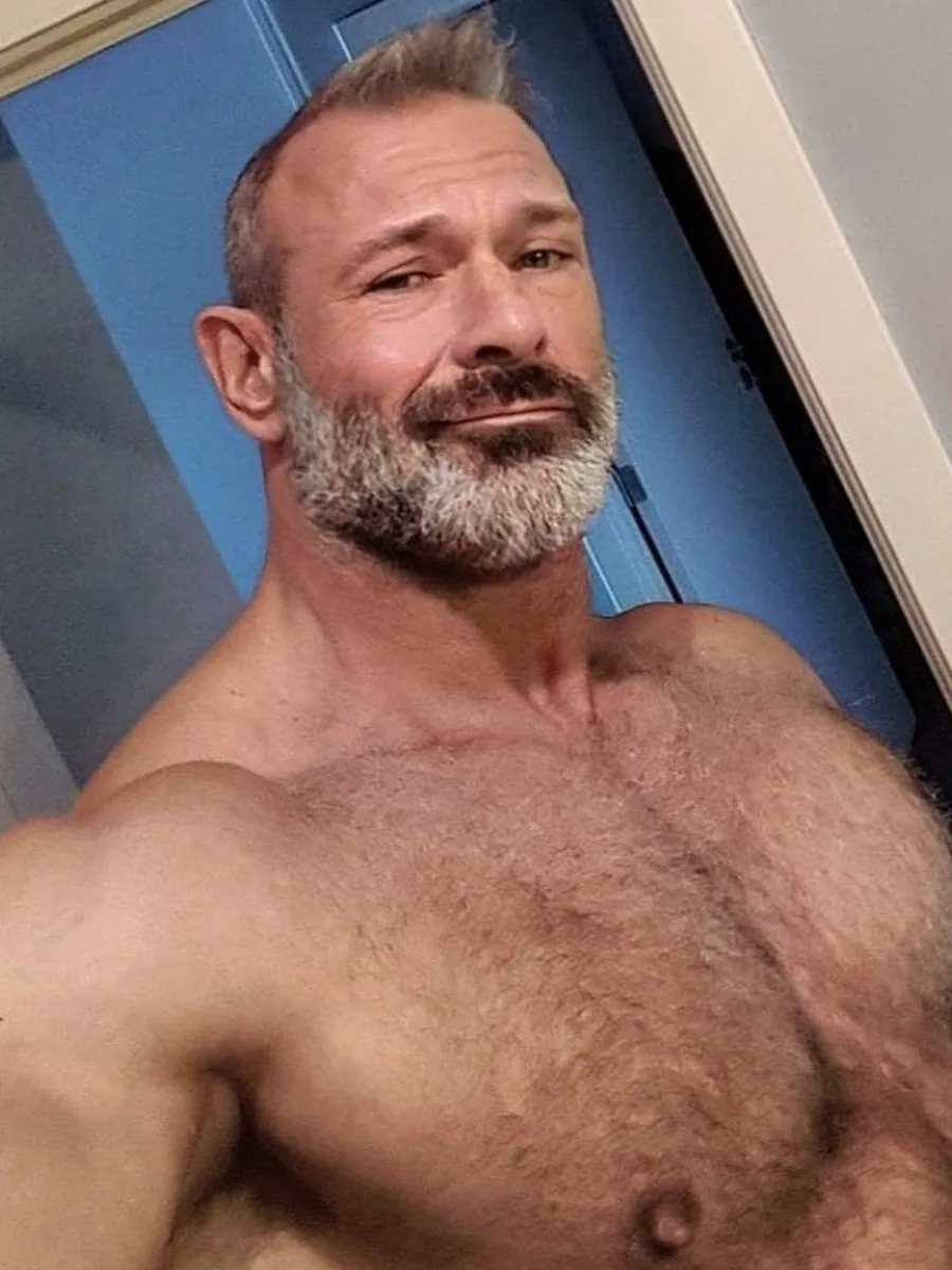 Christophe, 59 ans, gay français